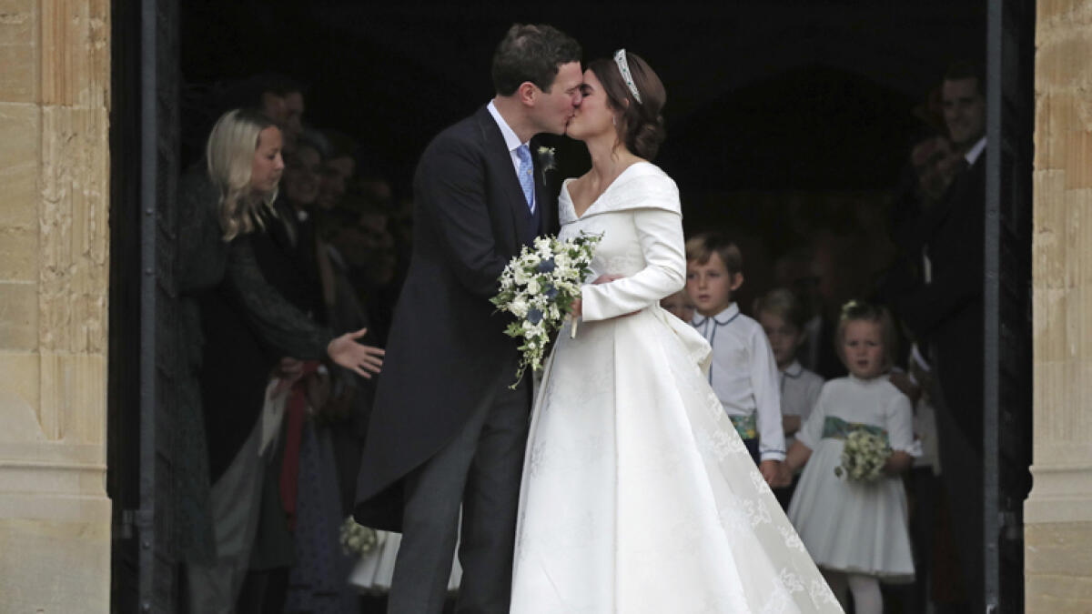 Princess Eugenie marries in grand UK royal wedding