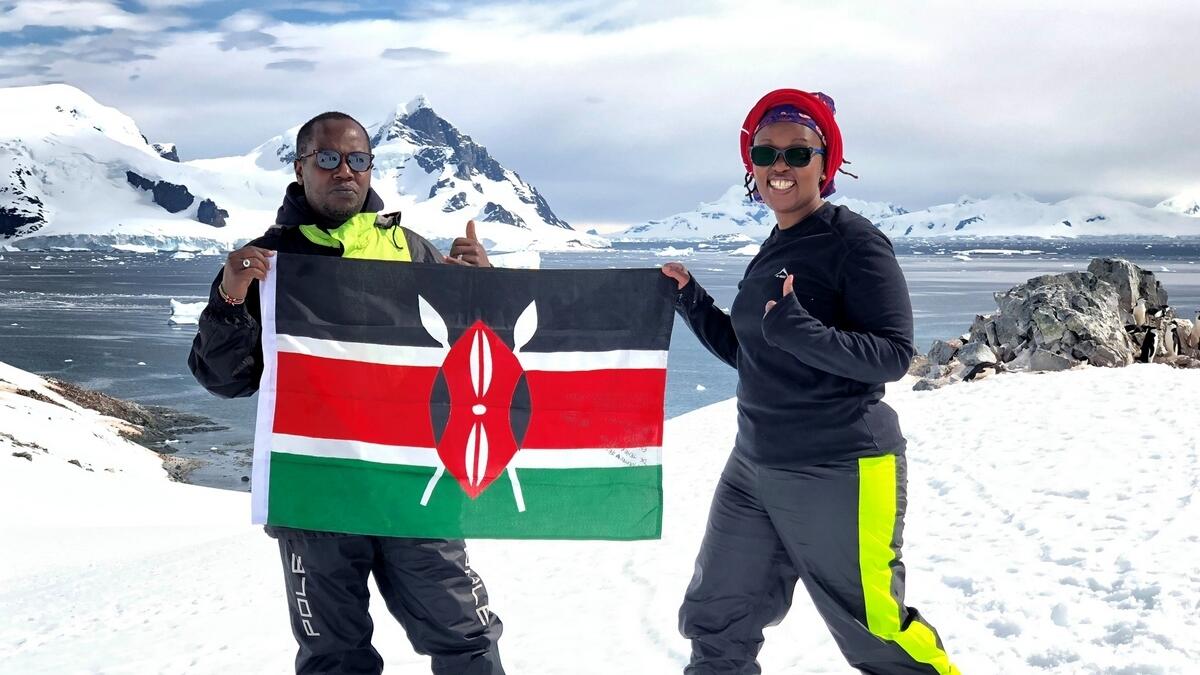 Kenyan couple, motor-kbike, world