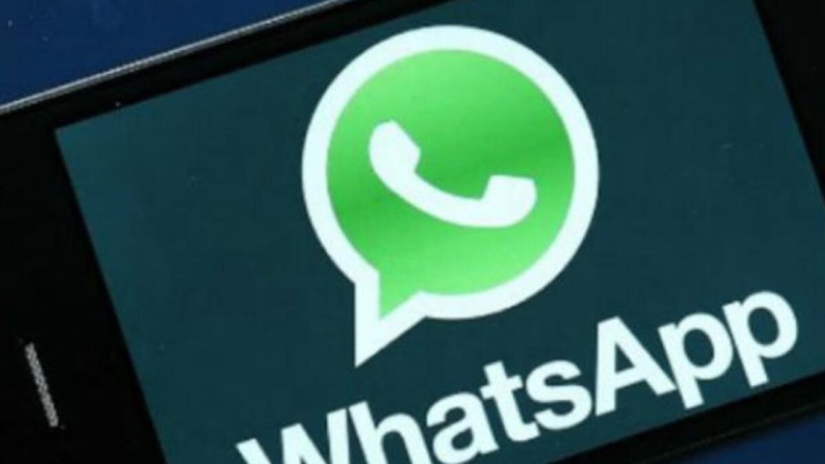 25 arrested after mob lynches man over WhatsApp rumour in India