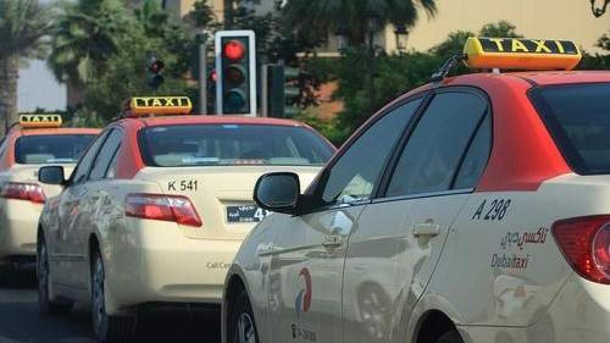 Good conduct for Dubai mobile police station