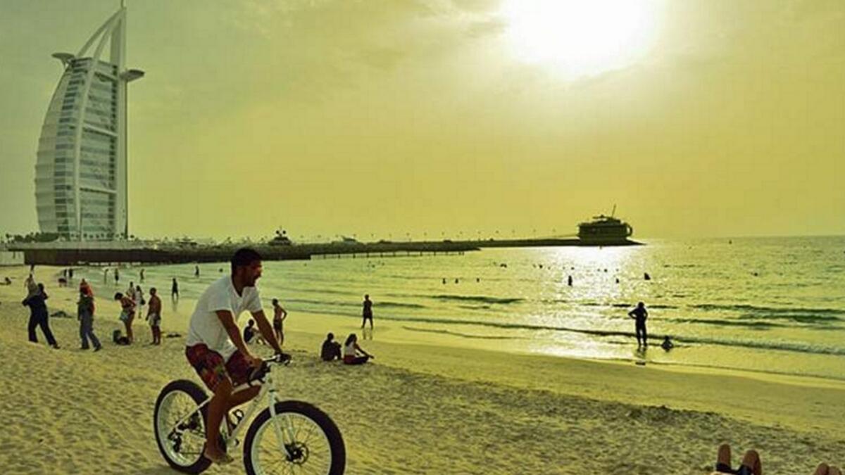 Hot, humid weather to prevail in UAE