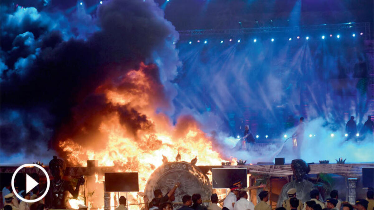 WATCH: Bollywood stars escape Make in India show fire