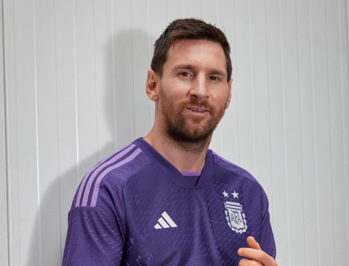 Lionel Messi in the new Argentina away jersey. (Twitter)