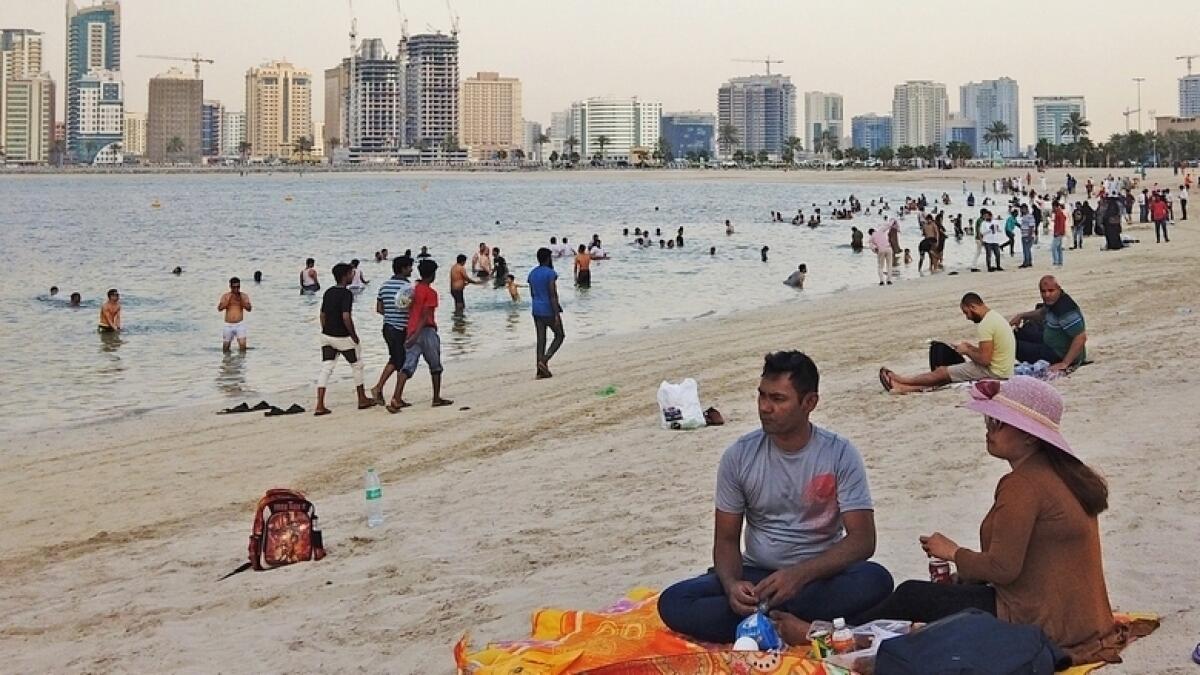 Dubai Police, beachgoers
