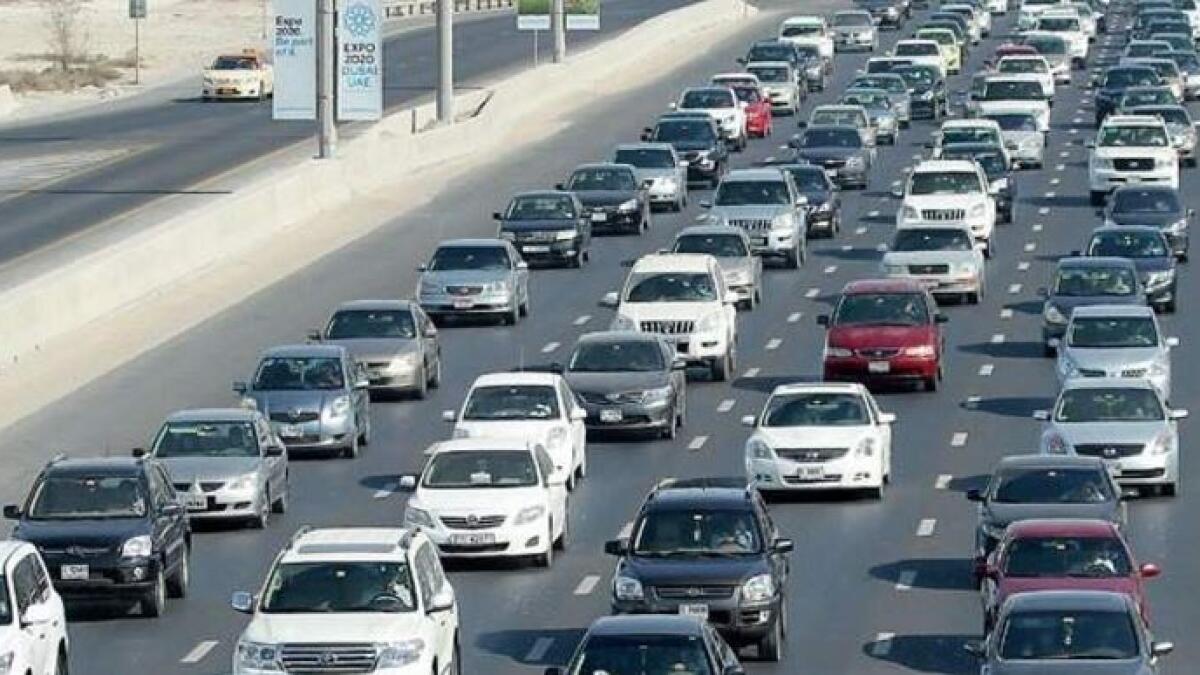Heavy traffic on Dubai roads, drivers to face delays