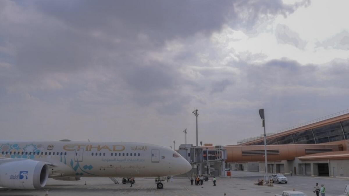 Etihad, Jeddah, Dreamliner, UAE