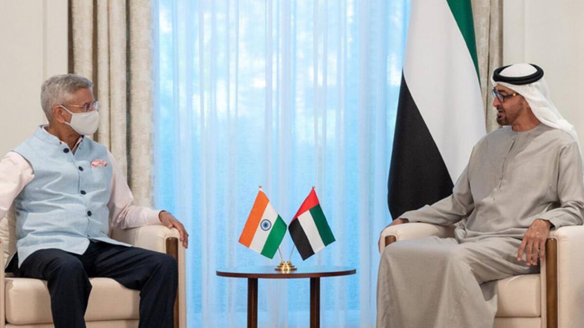His Highness Sheikh Mohamed bin Zayed Al Nahyan, Crown Prince of Abu Dhabi and Deputy Supreme Commander of the UAE Armed Forces, with S. Jaishankar, Minister of External Affairs of India, on December 4, 2021