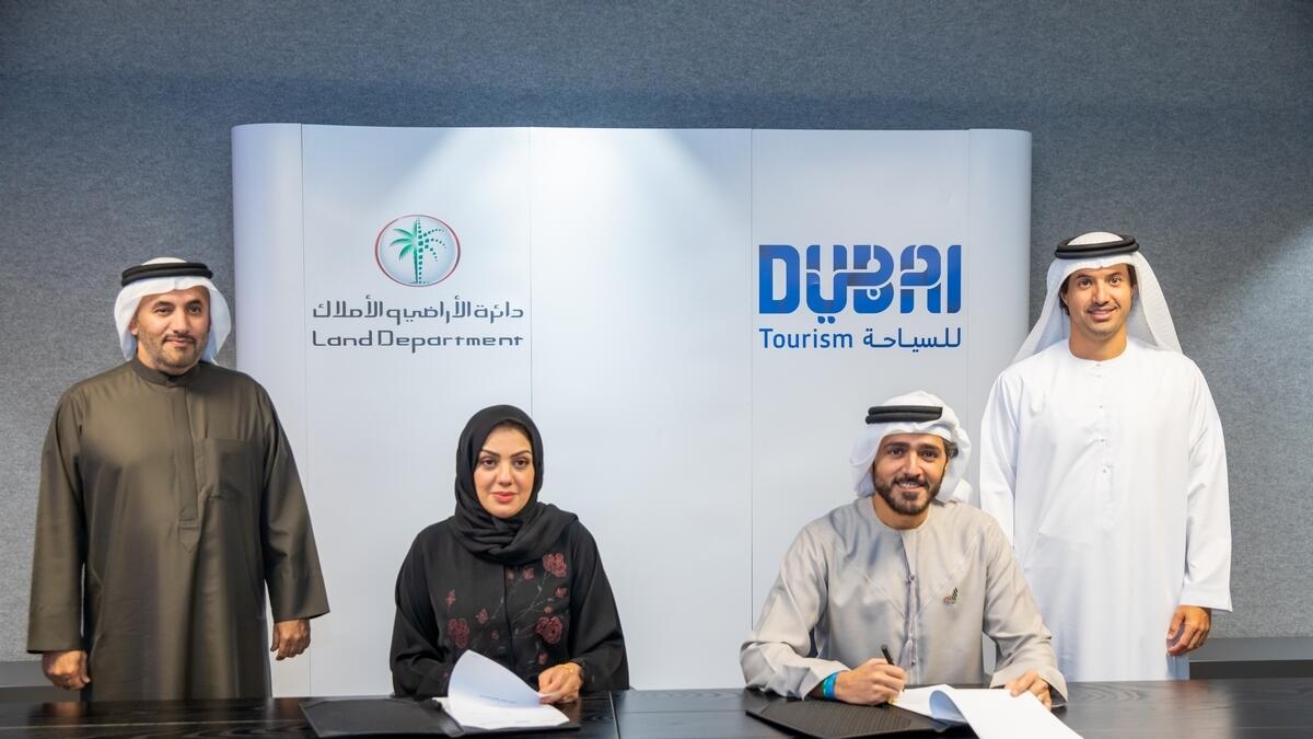 Dubai Tourism inks strategic agreement with Dubai Land Department