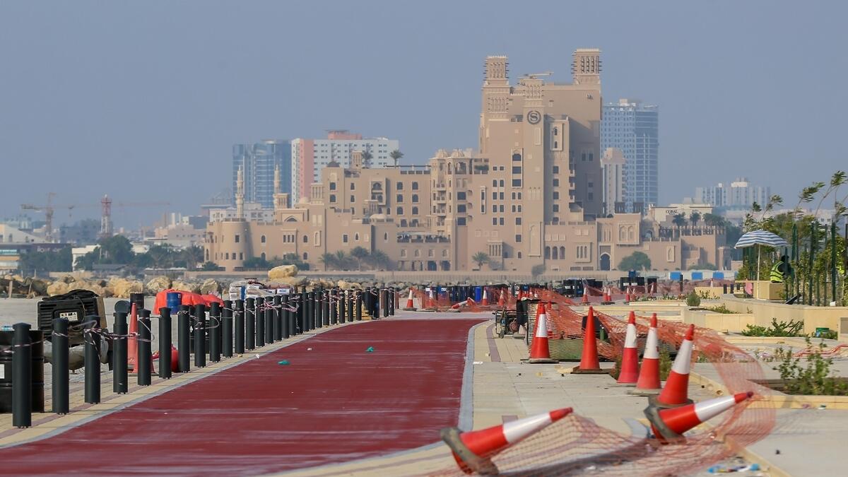 6.5 kilometres of promenade areas are available to the visitors.