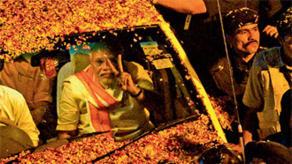 Modi hints doors open but Mamata, Mayawati rule out post-poll alliance