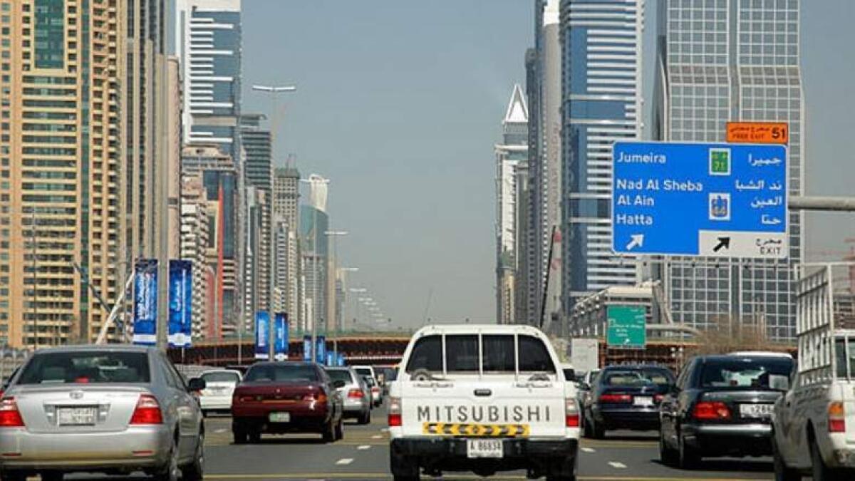 Multiple accidents clog Dubai, Abu Dhabi roads 