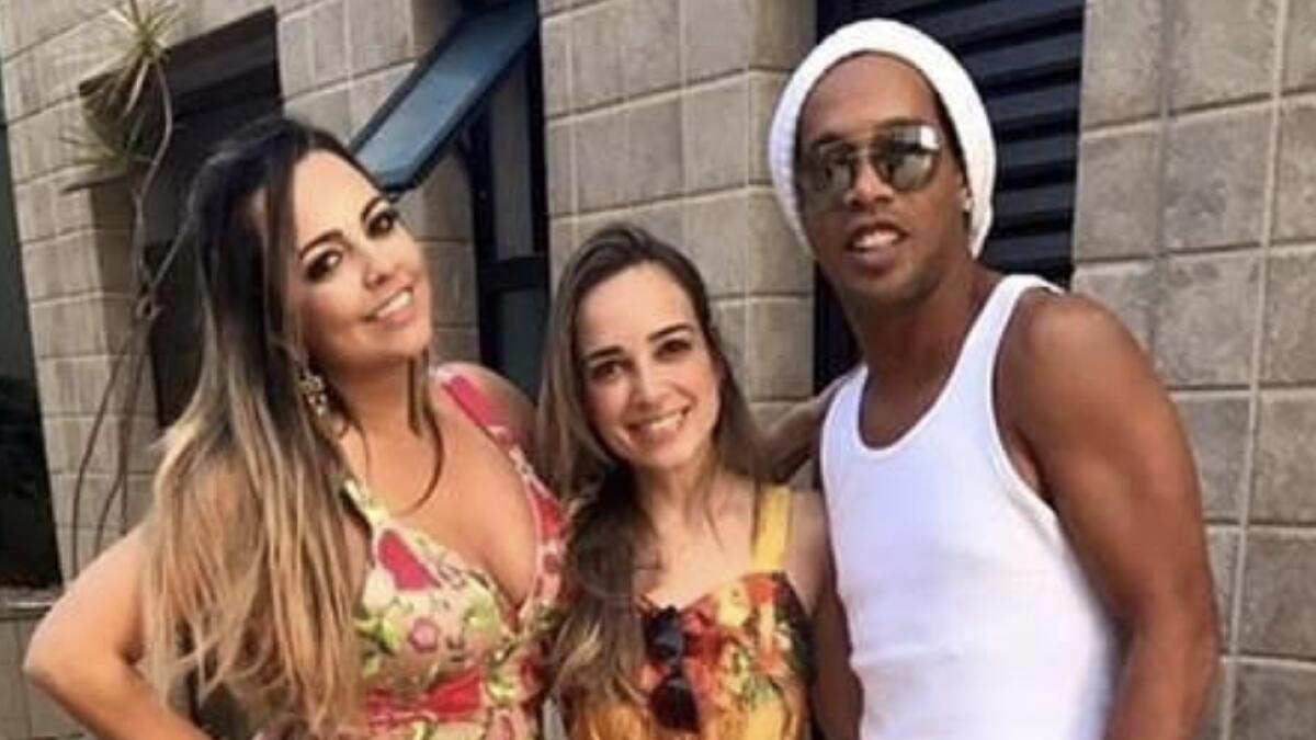 Brazilian footballer Ronaldinho quashes rumors of marrying two women  
