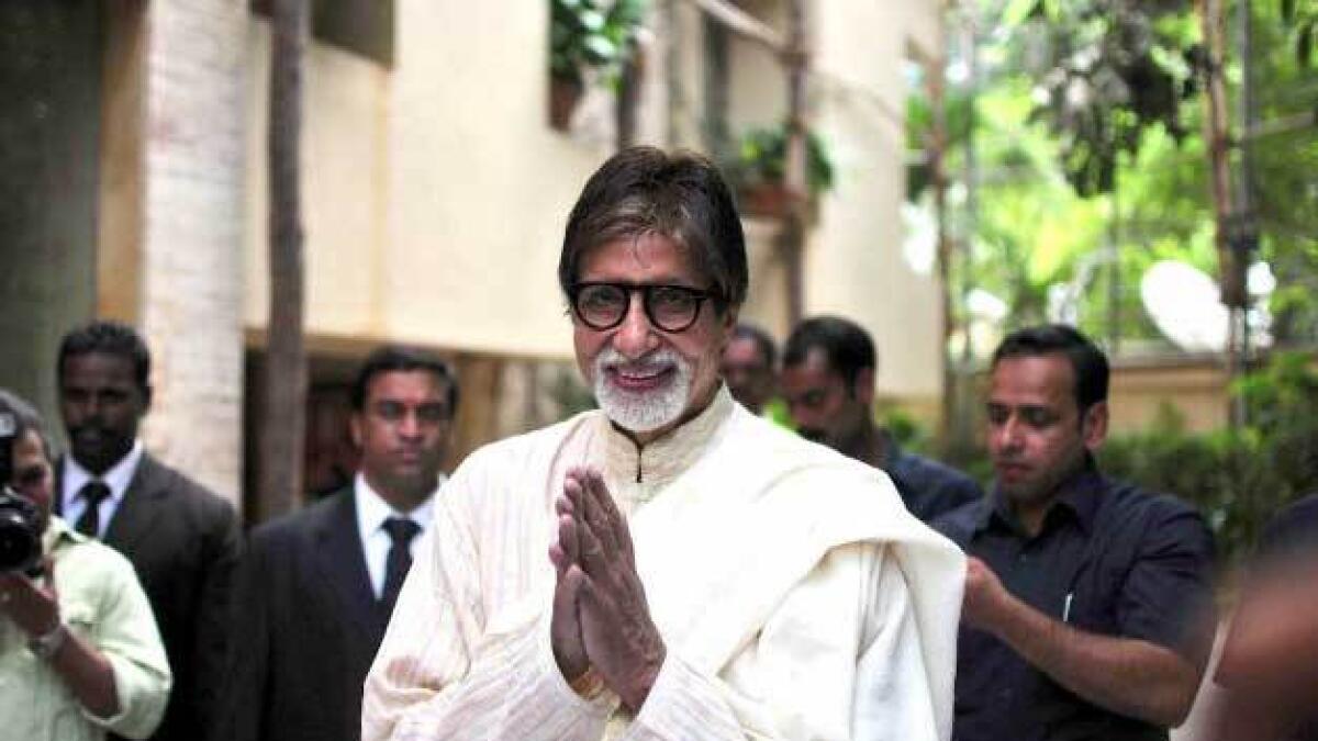 Amitabh Bachchan reaches 17 million followers on Twitter 