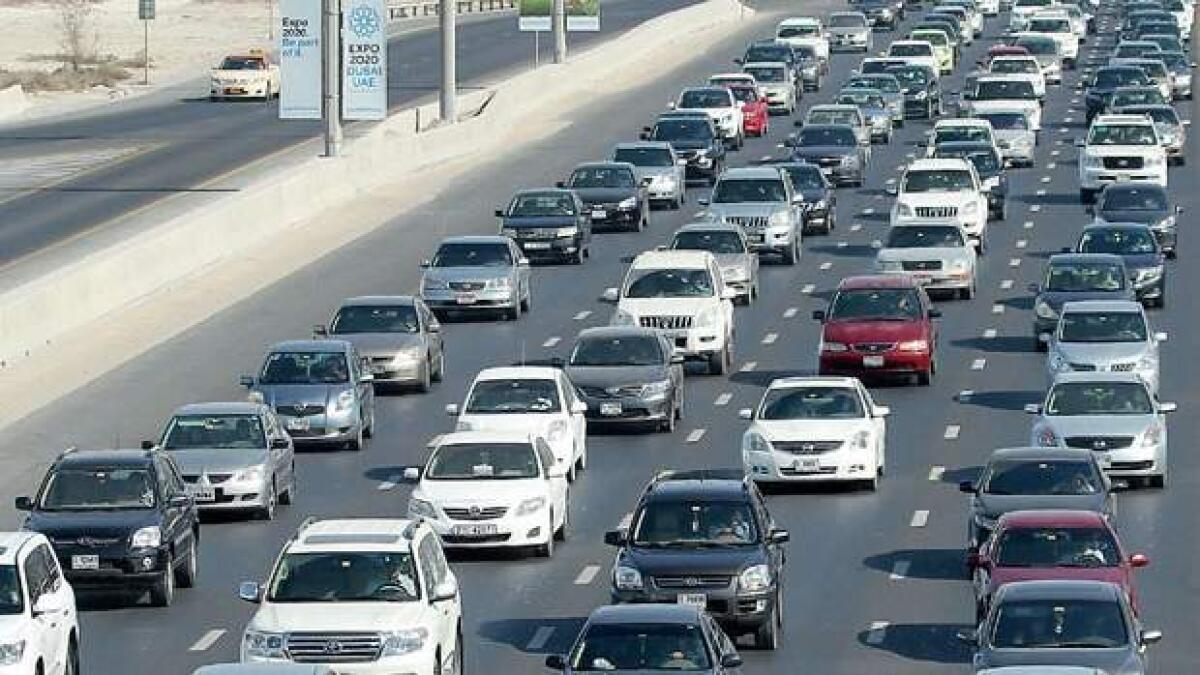 Morning rush clogs Sharjah-Dubai route