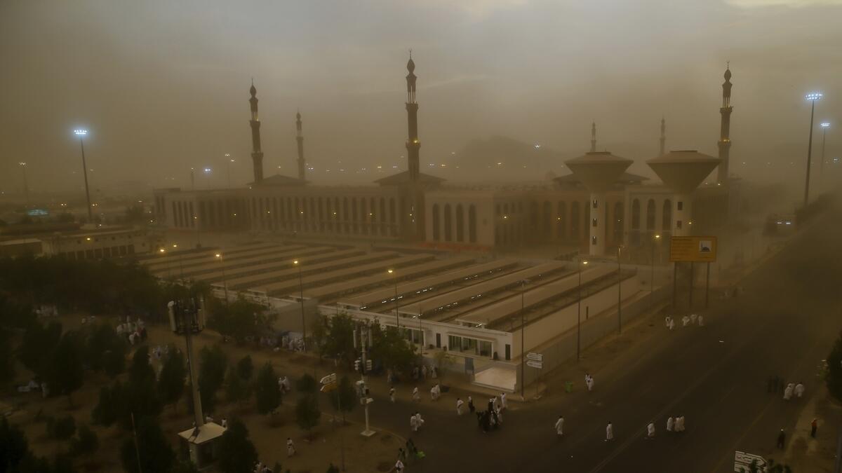 Photos: Saudi Arabia warns possible floods in Makkah