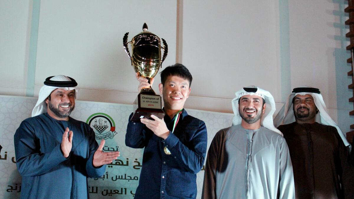 Champ Wang Hao with UAE Chess Federation president Saeed Al Megbali, Al Ain Classic organising committee chairman Dr Saif Al Nuaimi and Rashed Almazroui. 