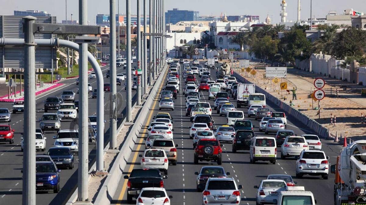 UAE police issue speed limit warning for motorists