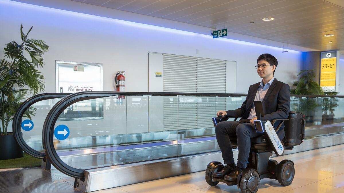  Abu Dhabi International Airport, Abu Dhabi Airports,WHILL, wheelchairs Etihad Airways t