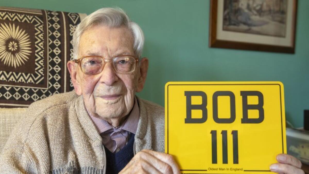 World's oldest man, dies, Guinness World Records, UK, Bob Weighton
