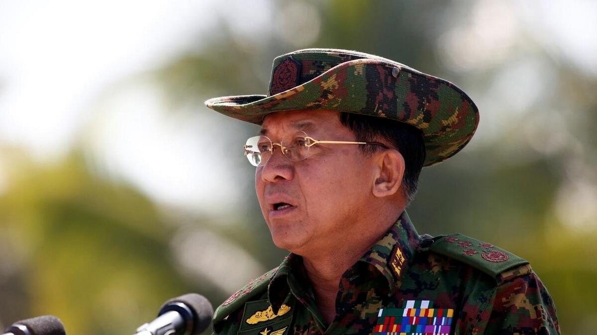 US slaps sanctions on Myanmar army chief over Rohingya killings