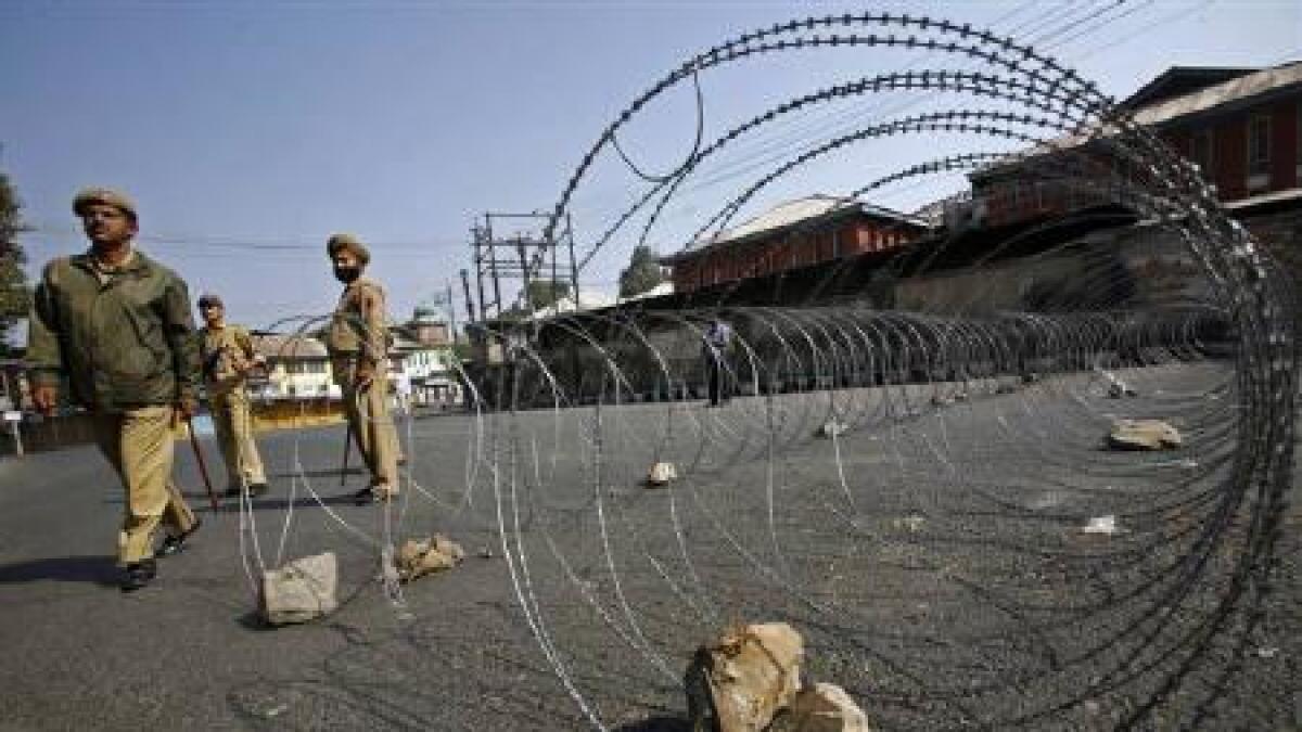 Curfew continues for 10th day in Kashmir