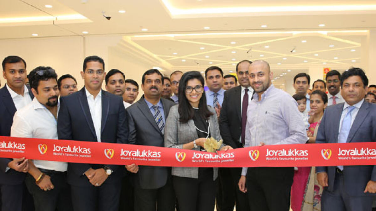 Joyalukkas opens new outlet in Sharjah at Lulu Hypermarket