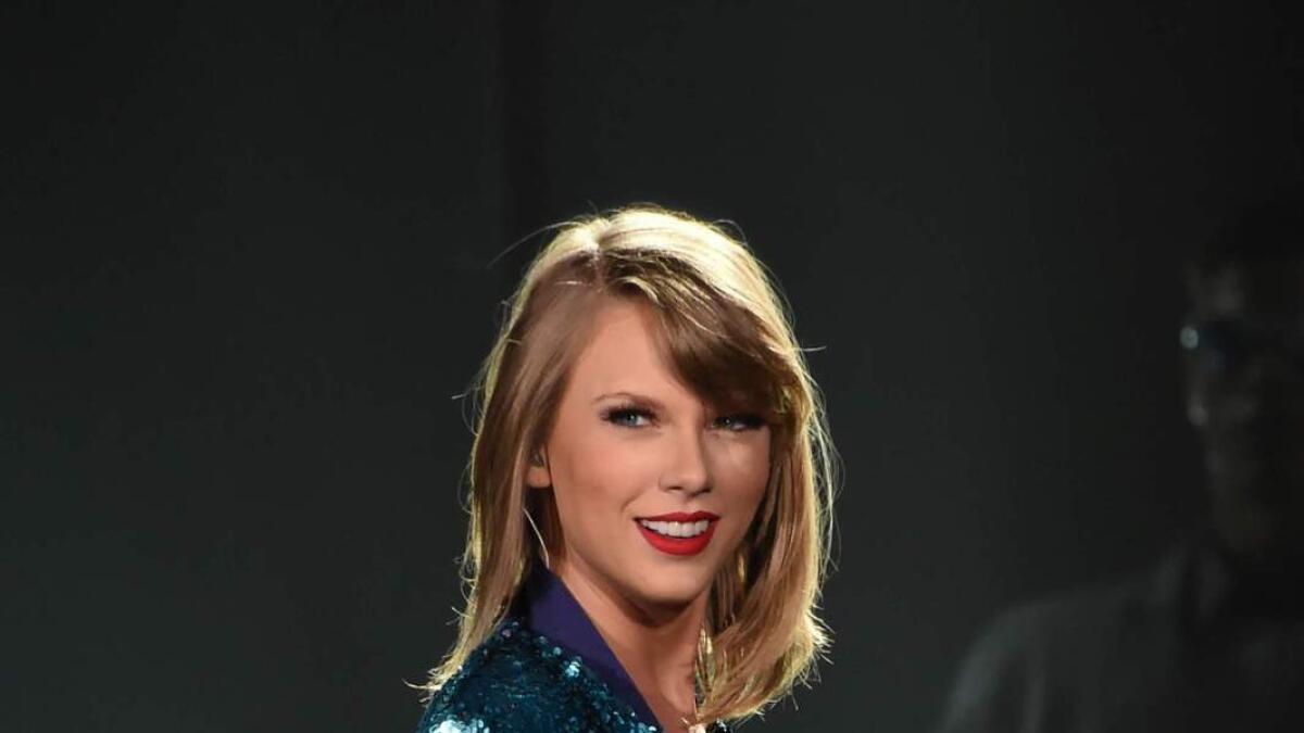 Taylor Swift, Calvin Harris to shoot ad?