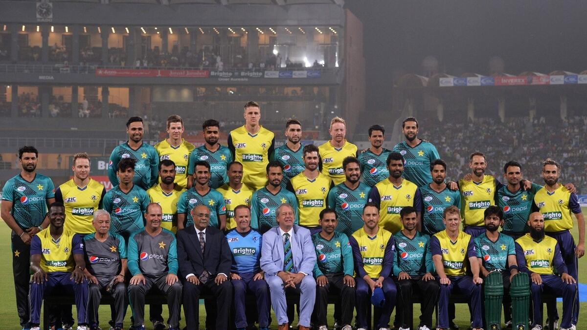 Sri Lanka vow to go ahead with Pakistan tour