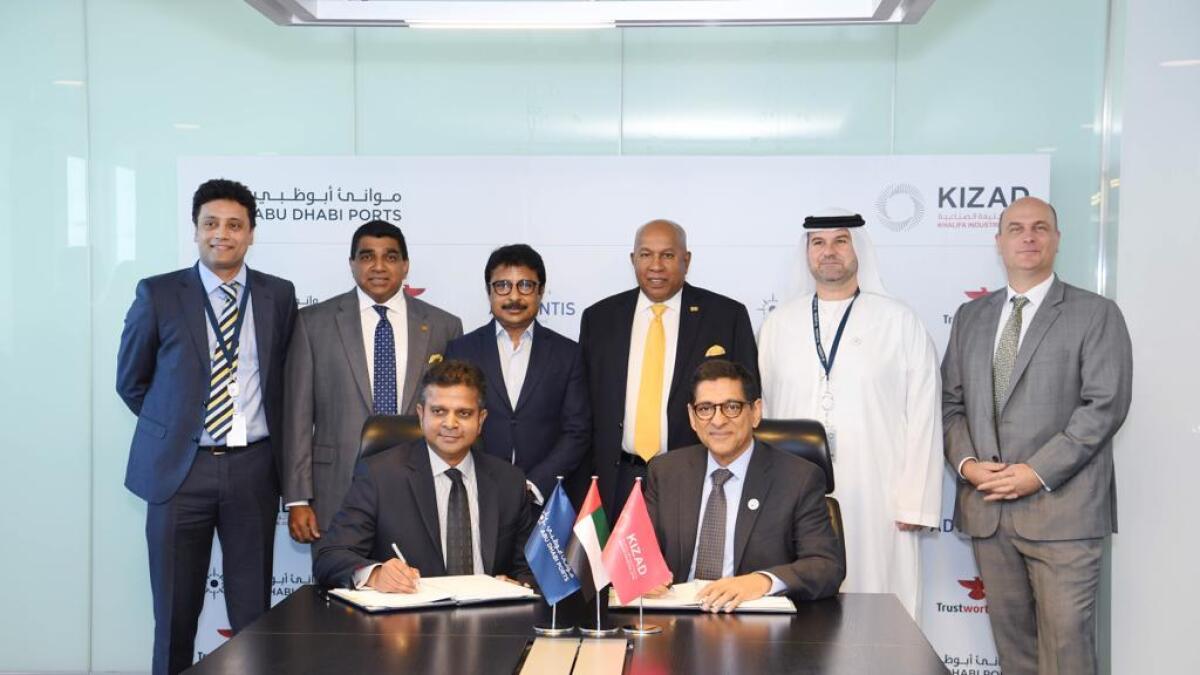 Dubais group to invest Dh367m in Kizad inland container port, freight station