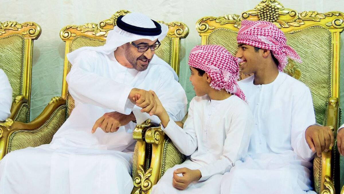 UAE leaders offer condolences to martyrs families