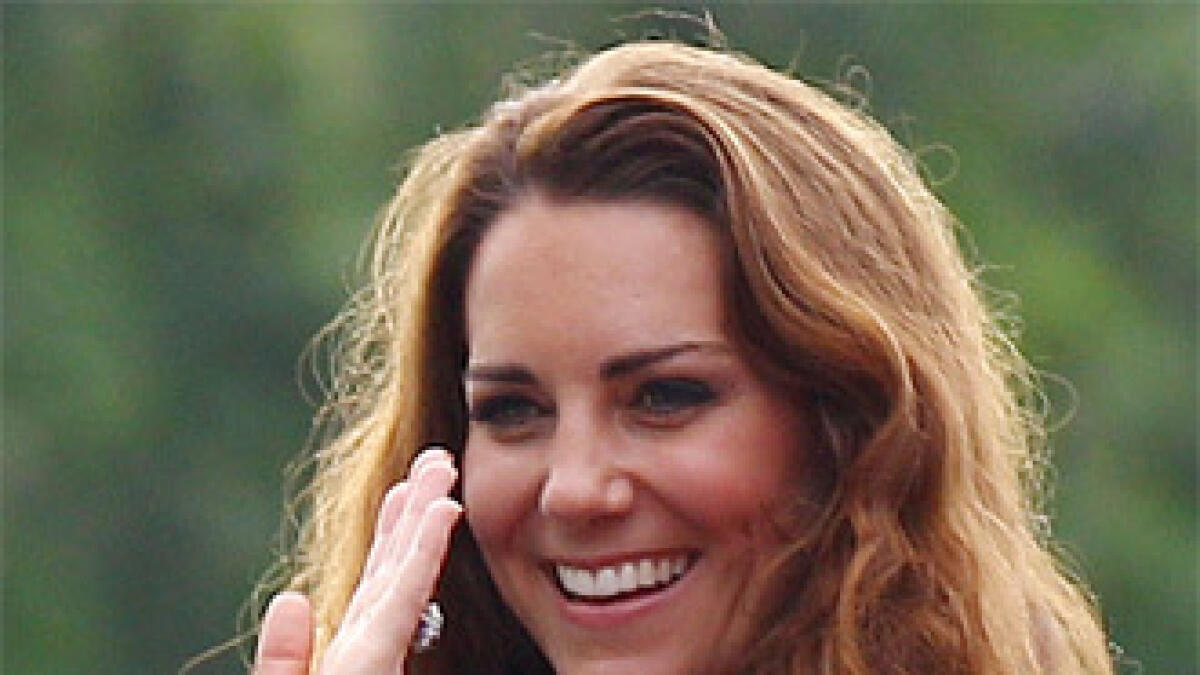 Court orders magazine to hand over topless Kate snaps