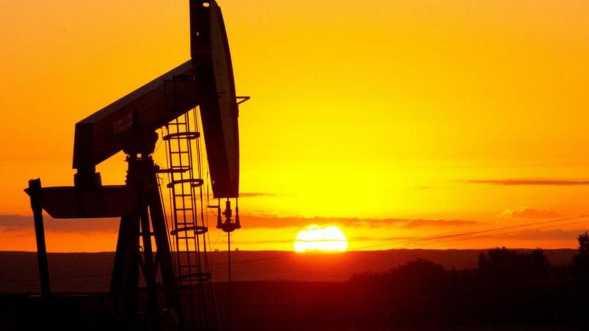 Oil could rise to $100 by 2019 as global markets tighten, merchants warn