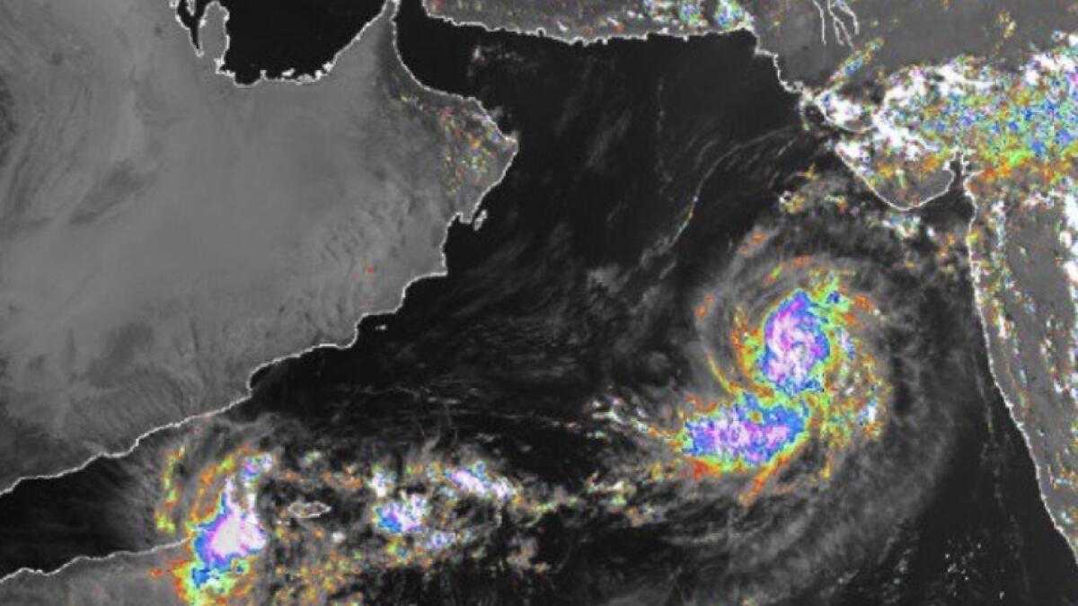 Cyclone maha, Tropical Storm Maha, impact, uae, affect, uae, cyclone, intensify, rough seas, fujairah, sharjah, khor fakkan, kalba, dibba, cyclone update, cyclone report, weather update, weather report