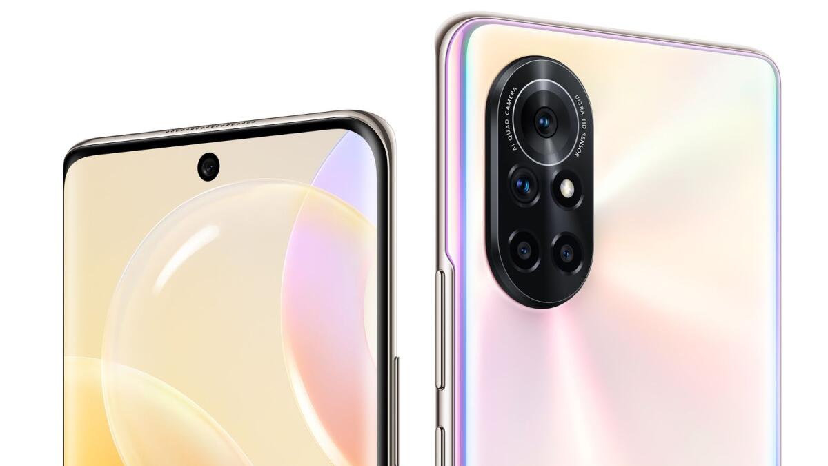Huawei nova 8 elevates the smartphone experience with a remarkable ID, a 64MP AI Quad-Camera and a 66W Huawei SuperCharge