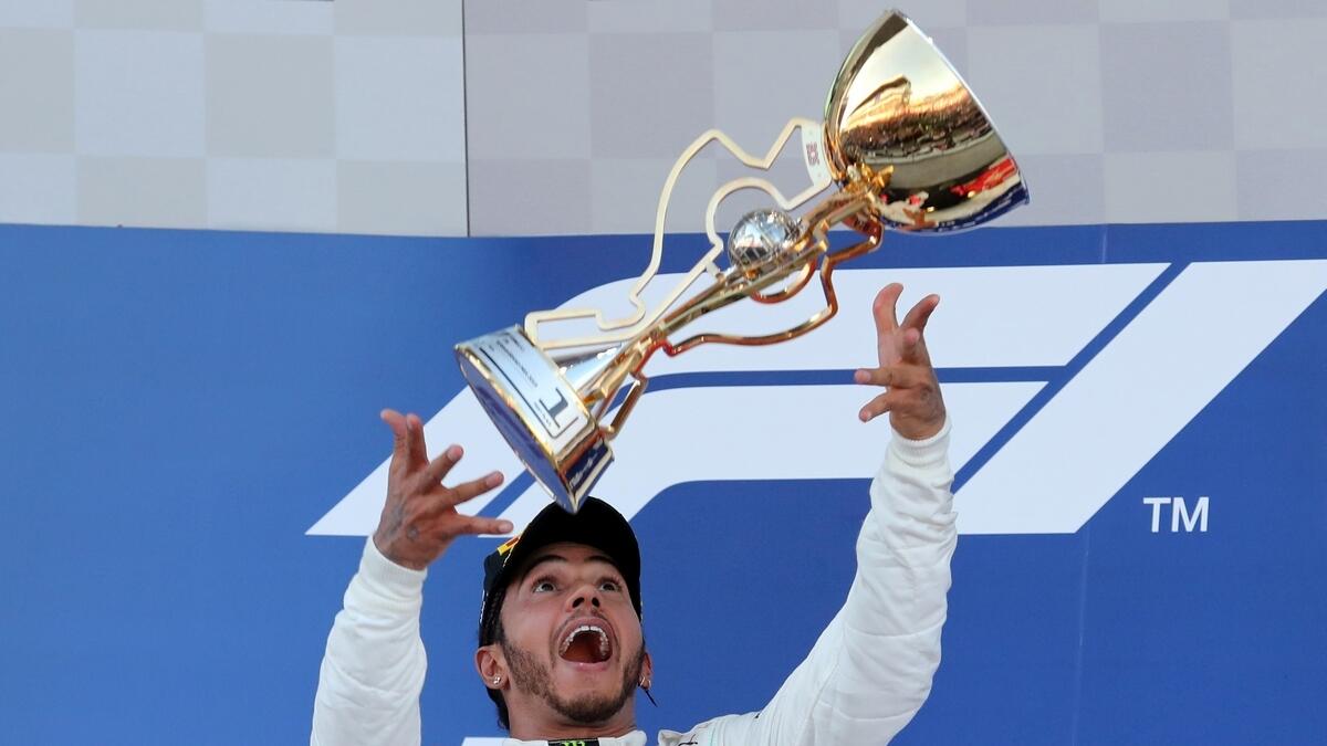 Hamilton wins in Russia to foil Ferrari renaissance