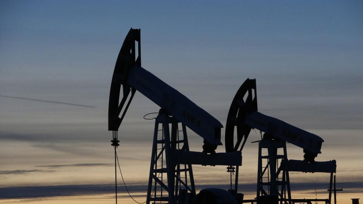 Falling oil prices could lead to political strife