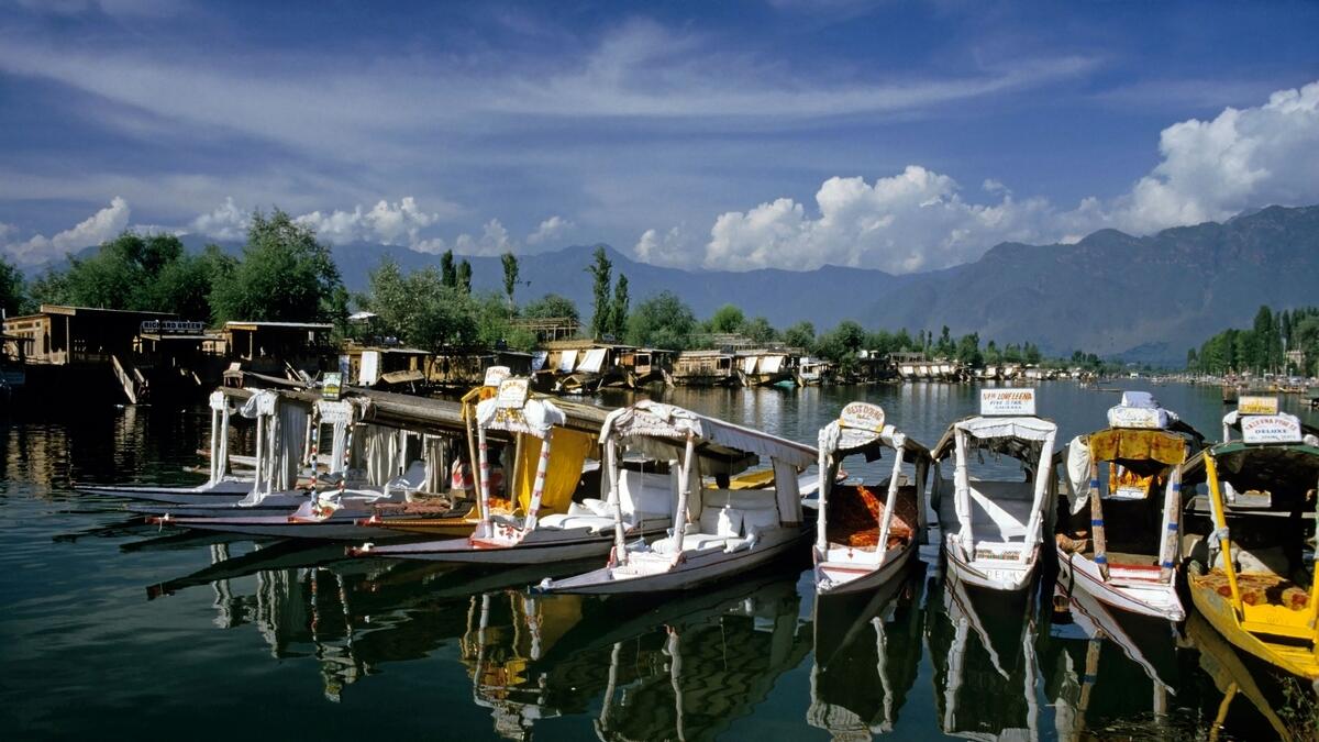 dal lake, kashmir, tourism, kashmir valley, article 370, constitution, ledakh