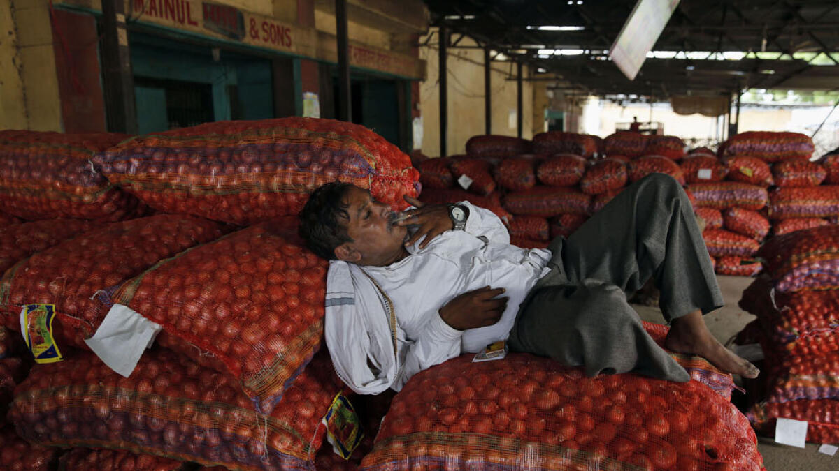 Robbers eye pricey onion, 700kg stolen in Mumbai