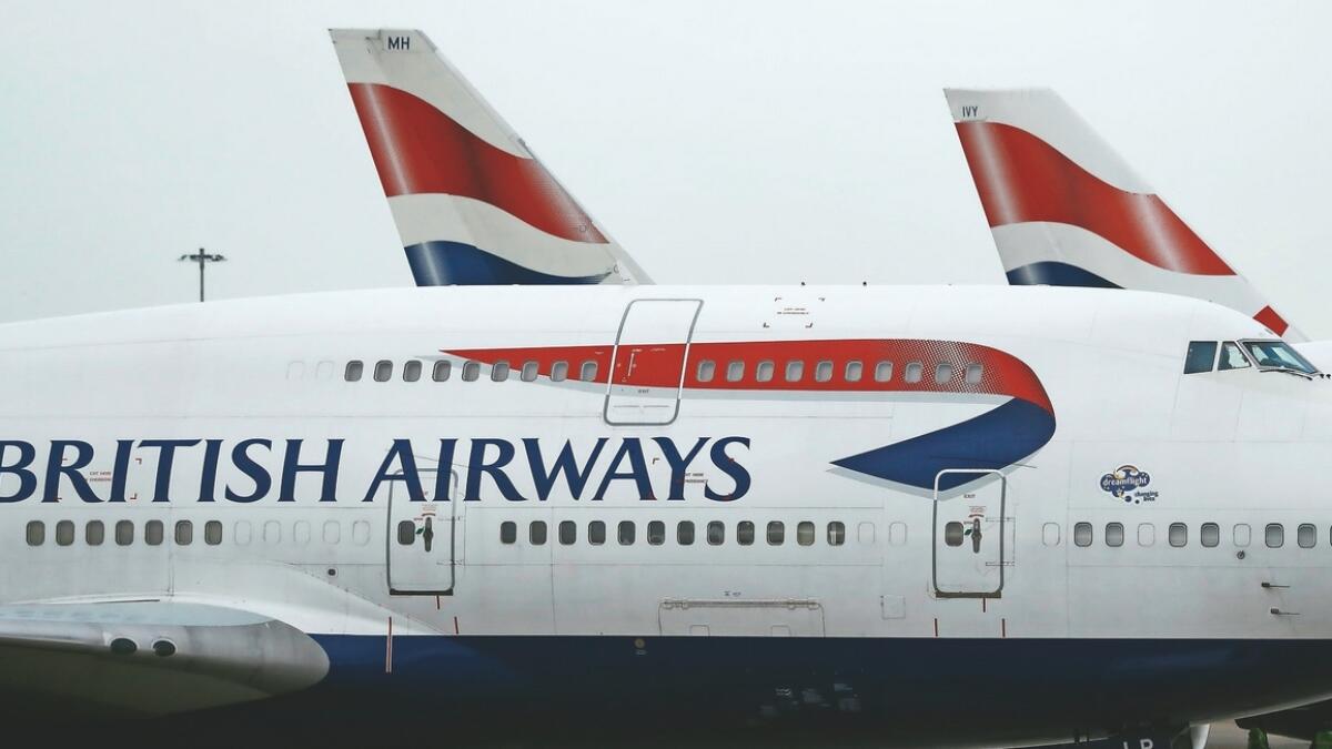 Two major European airlines suspend flights to Cairo, Lufthansa, British Airways, Daesh, Sinai