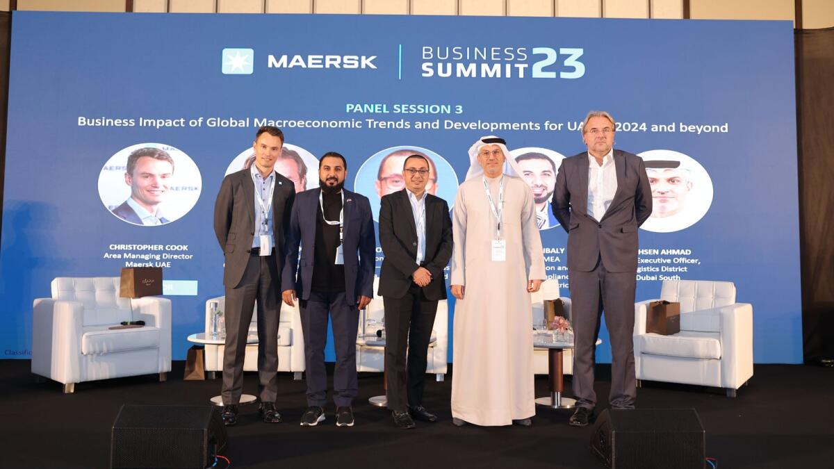 From left to right: Moderator Christopher Cook (Maersk) with the speakers Serge Taibaly (Schneider Electric), Hossam Khamis (LyondellBasell), Mohsen Ahmad (Dubai South) and Nenad Pacek (Global Success Advisors and EMEA Business Group) of the Macroeconomics panel