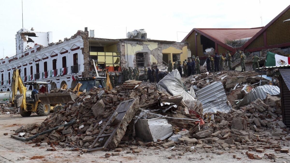 34 killed as quake rocks Mexico