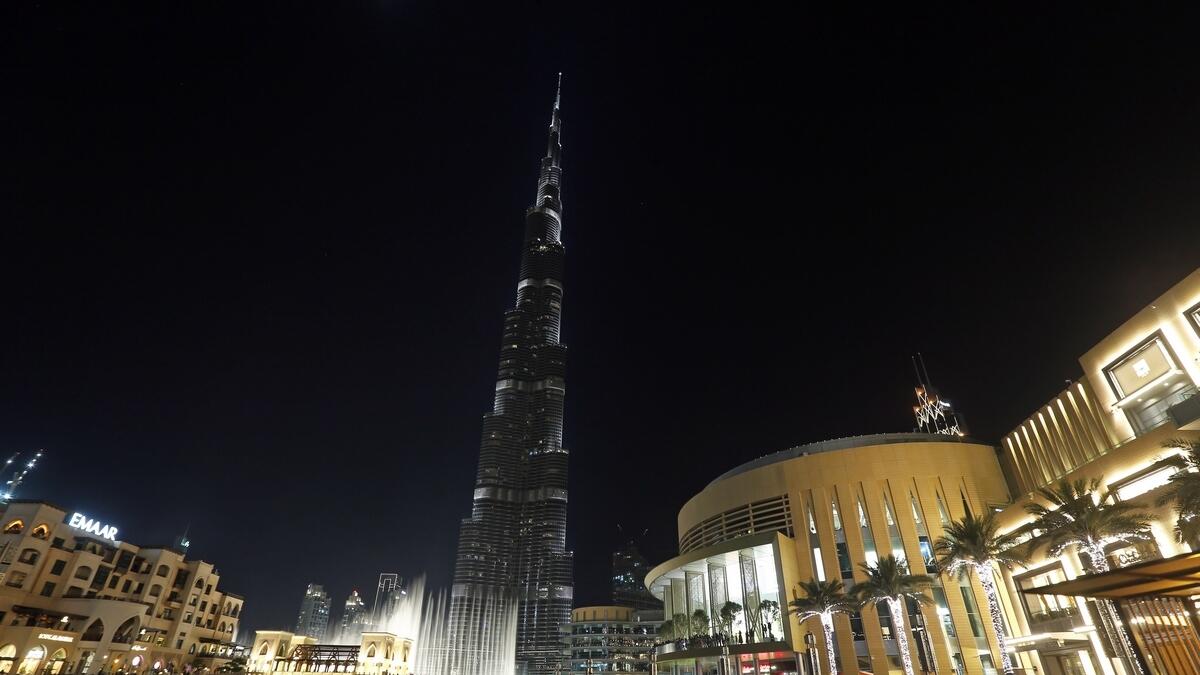 Spend at Dubai Mall, earn air miles