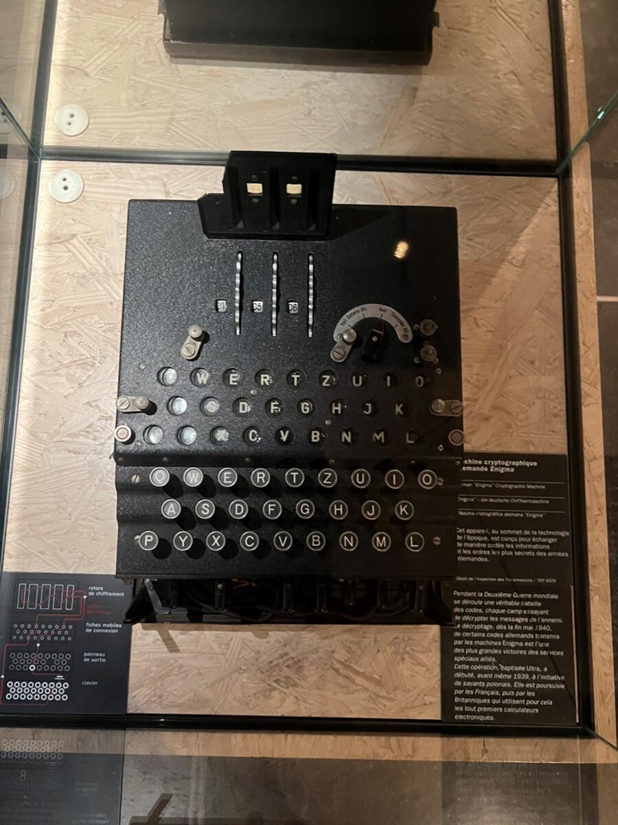 An Enigma Machine used to encrypt and decrypt German transmissions during the Second World War