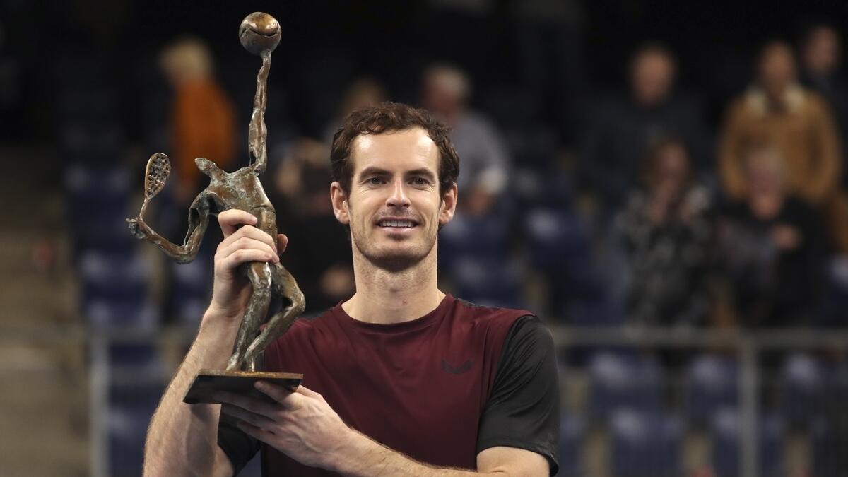 Murray wins first title since surgery
