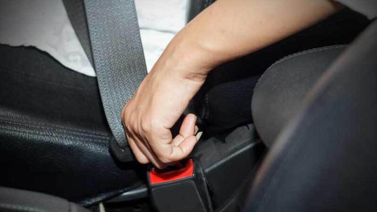 Over 10,000 drivers fined for failing to buckle up in Abu Dhabi 