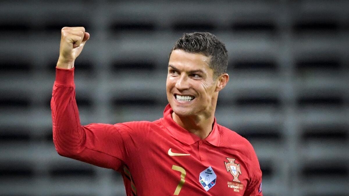 Cristiano Ronaldo, 100th, goal, portugal