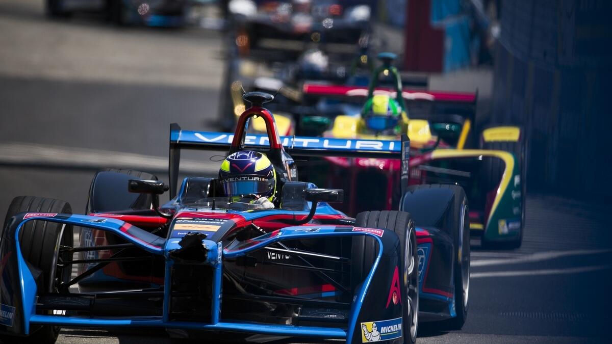 With engines whirring, electric car racing comes to US