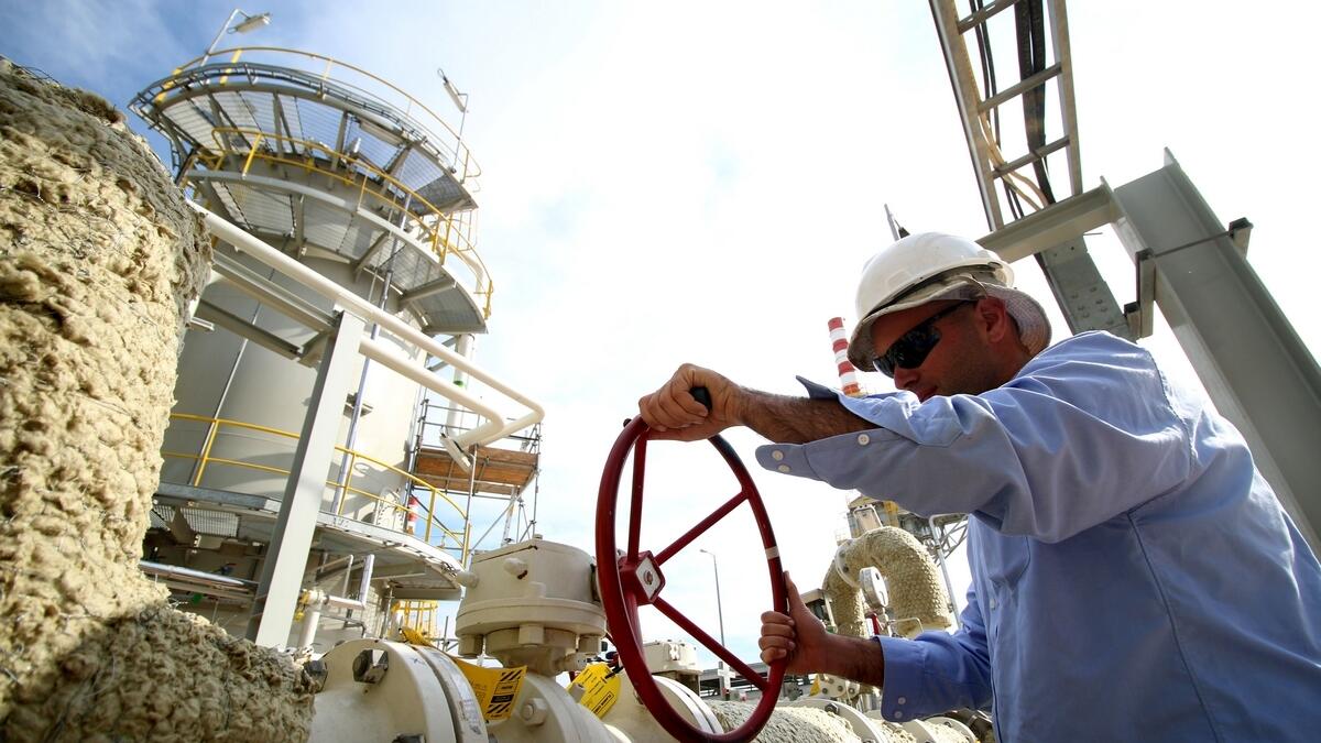 Opec cuts oil demand growth forecast