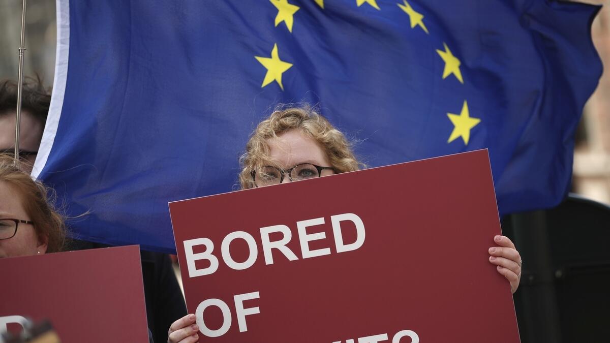 No-deal Brexit could bring near-zero rates