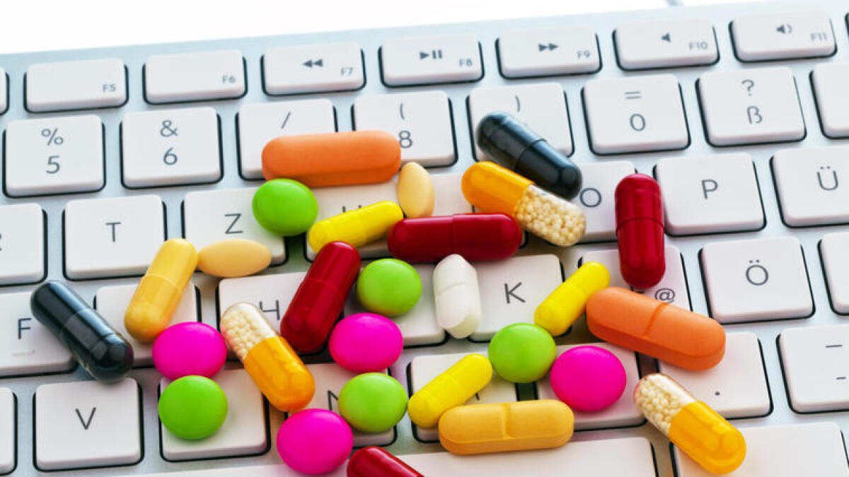 UAE Ministry warns against buying medicine online